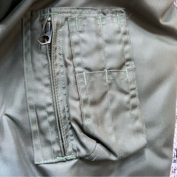 Vintage Scovill 1980’s Authentic US Army Issued Military Air Force Flight Jacket - Picture 12 of 12